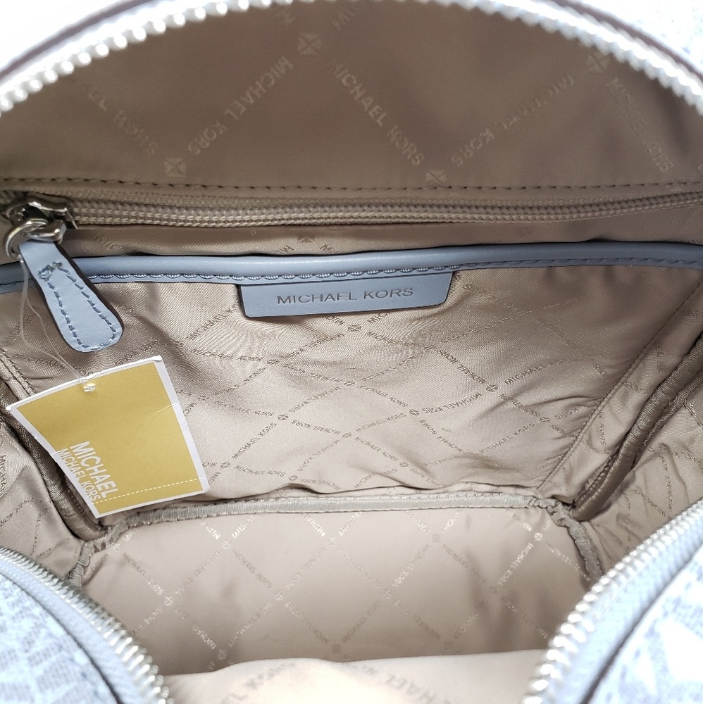 ⚠️LAST1⚠Michael Kors Abbey Medium Backpack 3PC Set - Picture 2 of 8